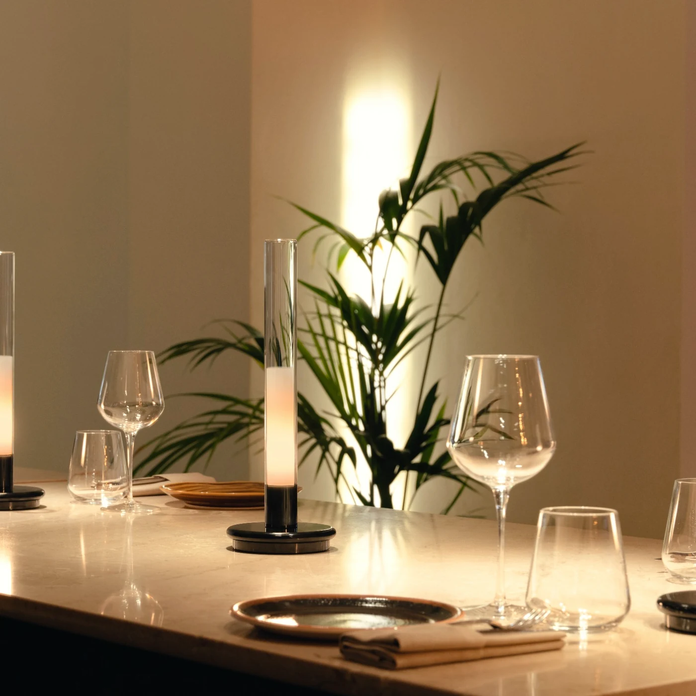 Ember Cordless Table Lamp